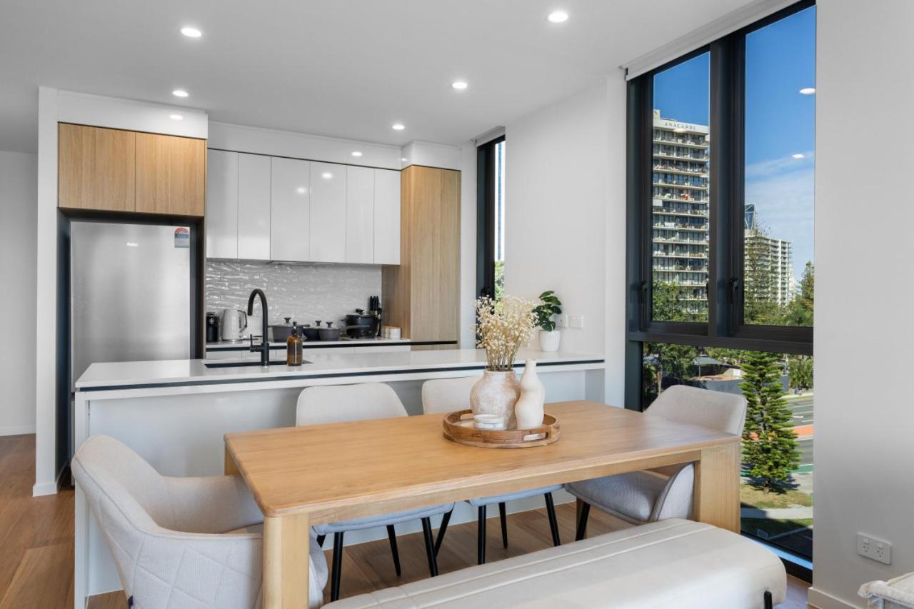 The Sunset - Brand New Riverview 2 Bedroom With Free Parking, Pool & Gym Apartment *